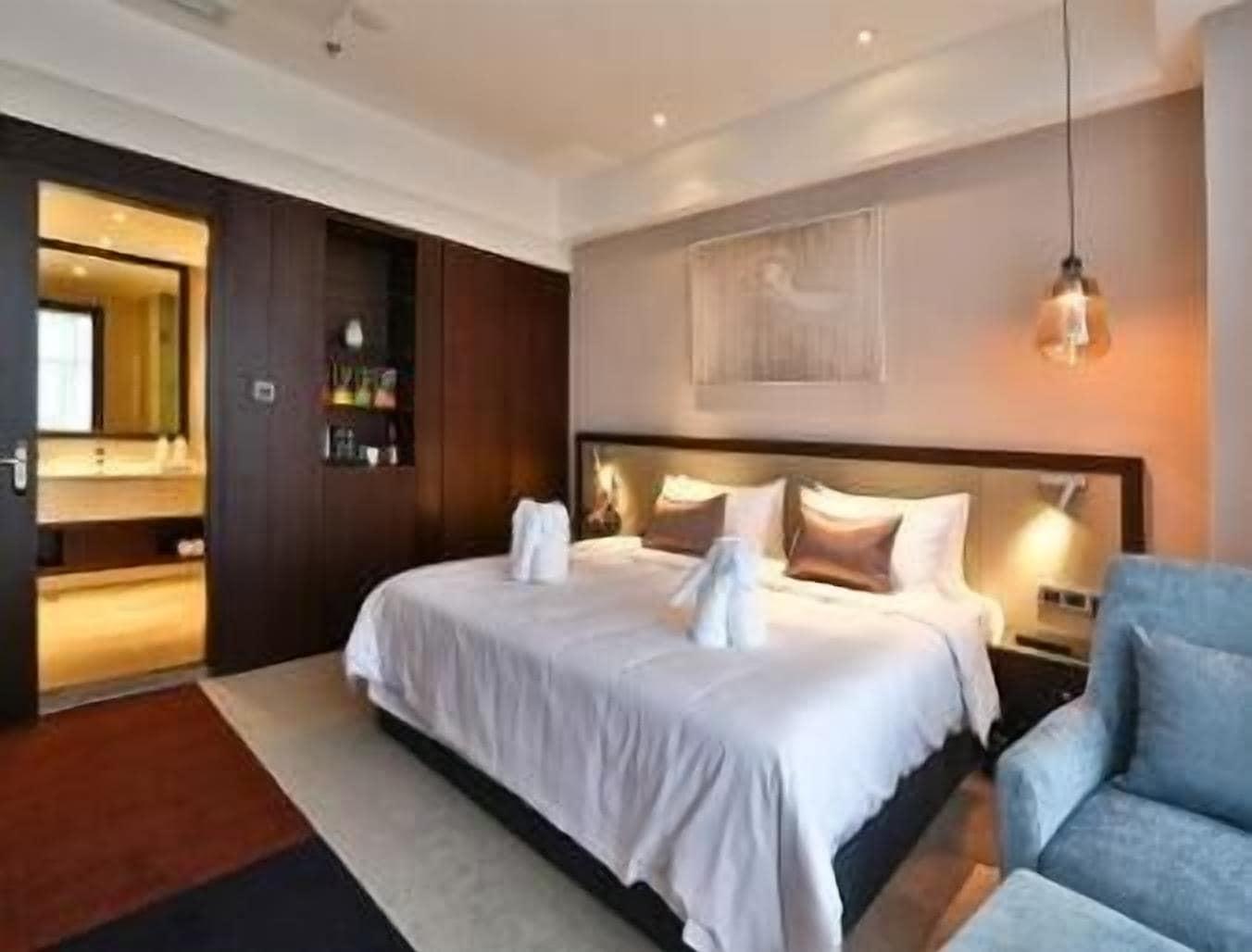Ramada Encore Guanghan Exterior photo